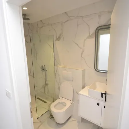 E&l Luxury * Sarande