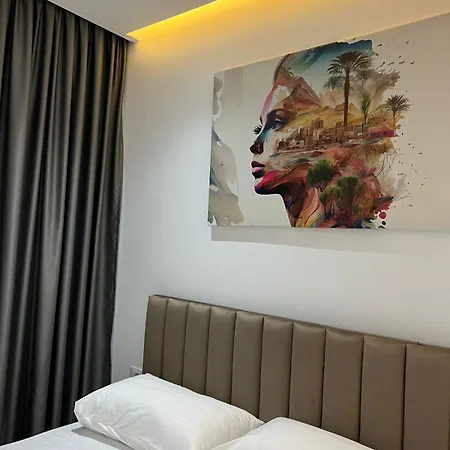 E&l Luxury Apartment